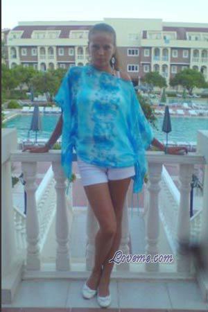 111103 - Anna Alter: 36 - Russland