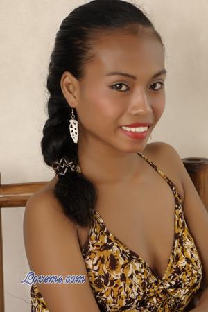 Ladies of Davao Stadt