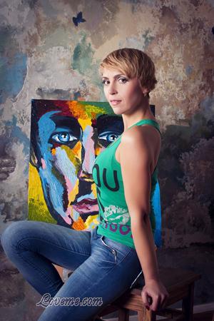 150815 - Elena Alter: 48 - Ukraine