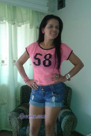 156498 - Virgelyna del Carmen Alter: 51 - Kolumbien