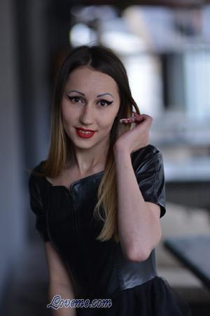164272 - Anna Alter: 27 - Ukraine