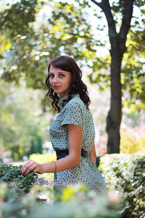 166137 - Marta Alter: 29 - Ukraine