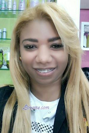 169633 - Claribel Alter: 37 - Dominican Republic