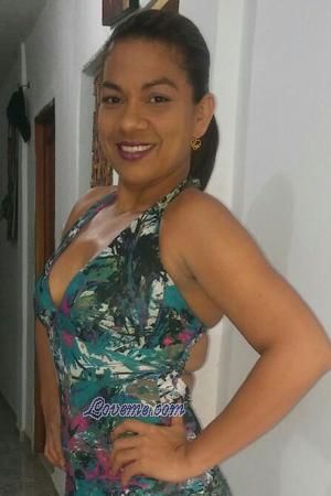 170143 - Luz Alter: 48 - Kolumbien