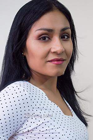 170508 - Gisella Alter: 48 - Peru