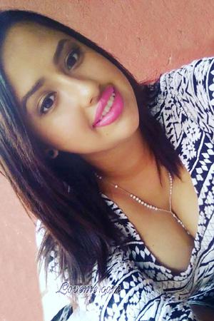 172024 - Daniela Alter: 28 - Costa Rica