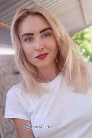 172078 - Veronika Alter: 48 - Ukraine