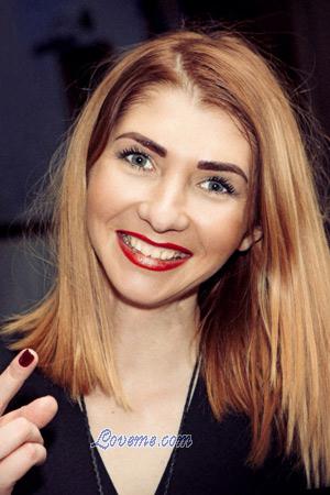 176144 - Ekaterina Alter: 38 - Ukraine