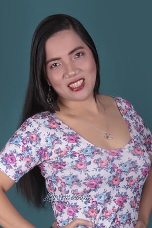 179336 - Rochelle Alter: 44 - Philippinen