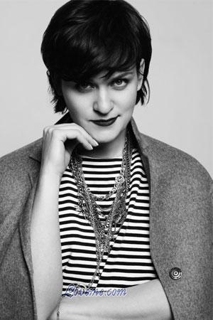 179452 - Anna Alter: 36 - Ukraine