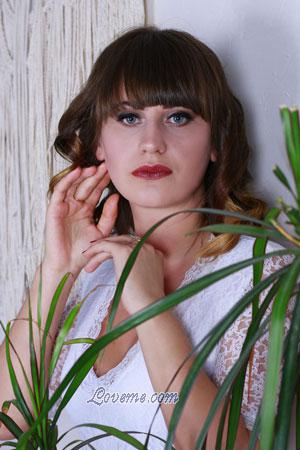 179580 - Elena Alter: 31 - Ukraine