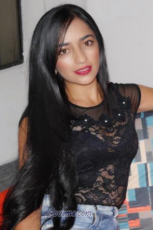 181300 - Elizabeth Alejandra Alter: 31 - Kolumbien