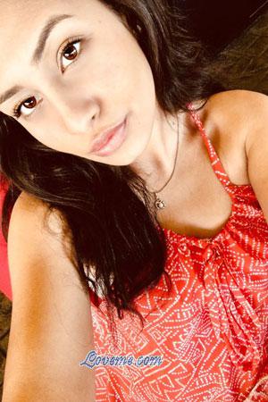 182249 - Yanina Alter: 26 - Venezuela