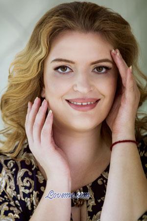 183556 - Margaryta Alter: 38 - Ukraine