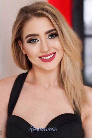 184942 - Madina Alter: 38 - Ukraine