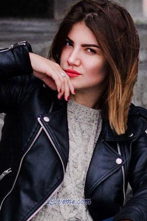 185283 - Anna Alter: 27 - Ukraine