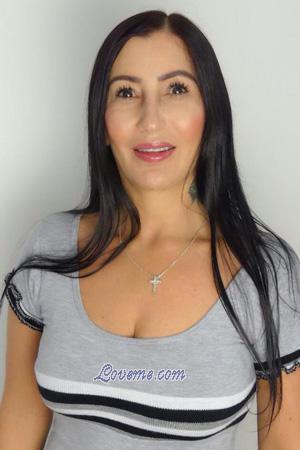 185424 - Yanet Alter: 55 - Kolumbien