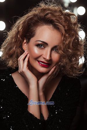 186327 - Ekateryna Alter: 39 - Ukraine