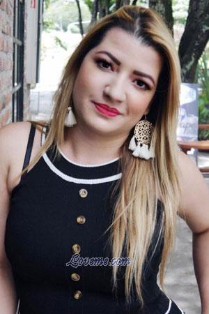 186686 - Guissela Alter: 35 - Kolumbien