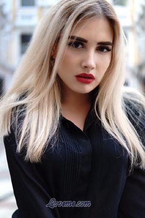 186698 - Diana Alter: 26 - Ukraine