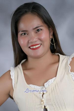 Ladies of Davao Stadt