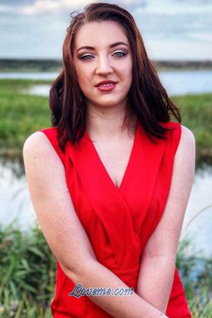 188537 - Evhenyia Alter: 20 - Ukraine