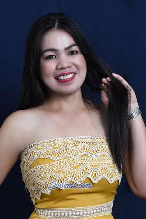 Ladies of Philippinen