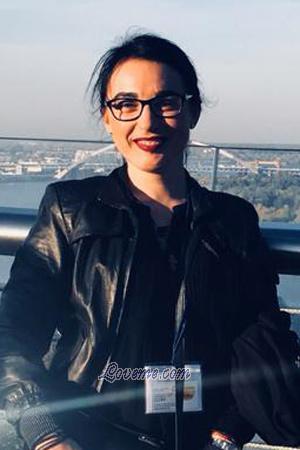 189917 - Julia Alter: 34 - Ukraine