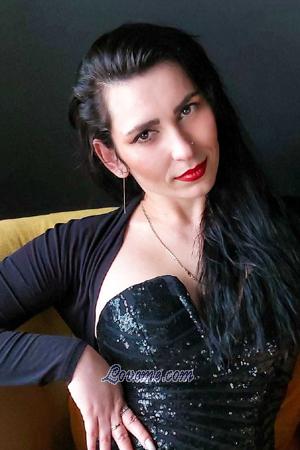 191909 - Olga Alter: 36 - Ukraine