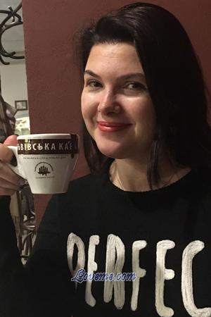 192055 - Helena Alter: 47 - Ukraine