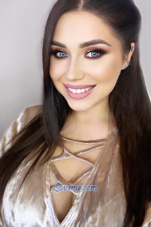 192342 - Elena Alter: 27 - Ukraine