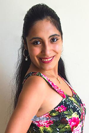 194367 - Gaby Alter: 34 - Peru