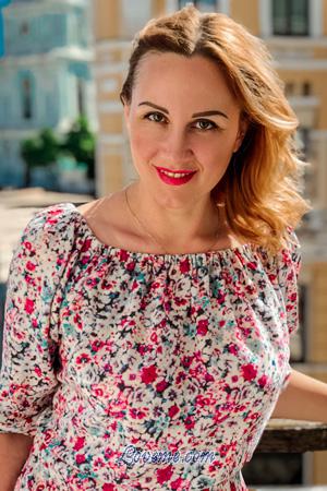 195433 - Yana Alter: 47 - Ukraine