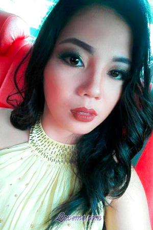 Ladies of Cebu Stadt