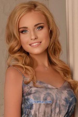 197331 - Anastasia Alter: 26 - Ukraine