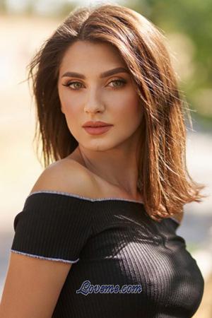 197477 - Anastasiya Alter: 32 - Ukraine