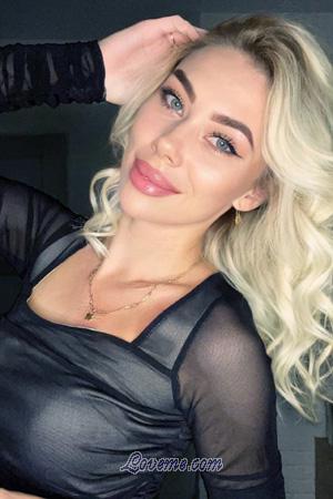 197478 - Alina Alter: 26 - Ukraine