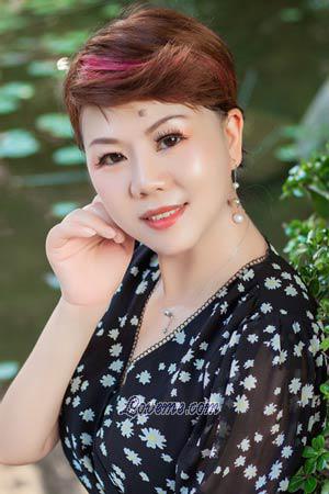 197808 - Yan Alter: 49 - China