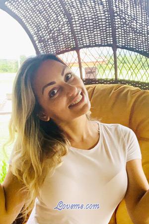 198139 - Shirley Alter: 50 - Irland