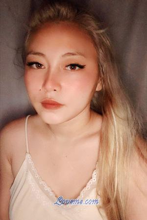 Ladies of Philippinen