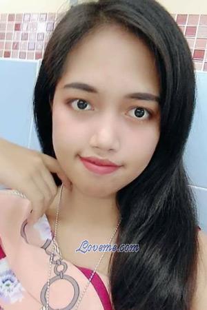 198704 - Sasipapha Alter: 28 - Thailand