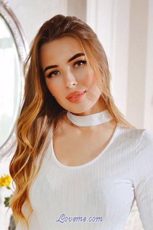 198855 - Anna Alter: 22 - Ukraine