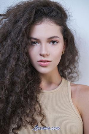 198878 - Anastasia Alter: 19 - Ukraine