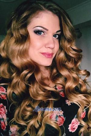 198879 - Yana Alter: 31 - Ukraine