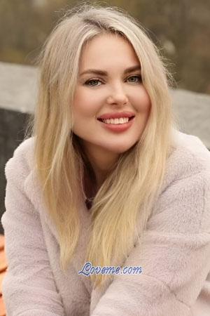 200128 - Alyona Alter: 41 - Ukraine