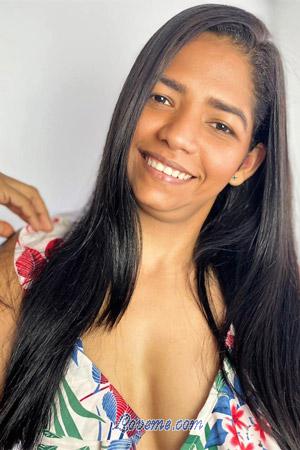 200664 - Blehivis Alter: 34 - Kolumbien