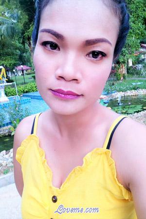 200695 - Thipprapha Alter: 43 - Thailand