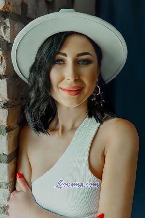 200964 - Ekaterina Alter: 39 - Ukraine