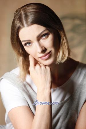 202011 - Natalia Alter: 46 - Ukraine