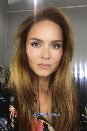 202402 - Maria Alter: 38 - Russland